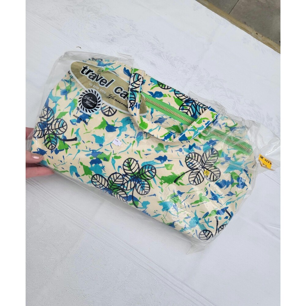 Vintage Glamour House Travel Case, Mid Century Mod Toiletry Pouch